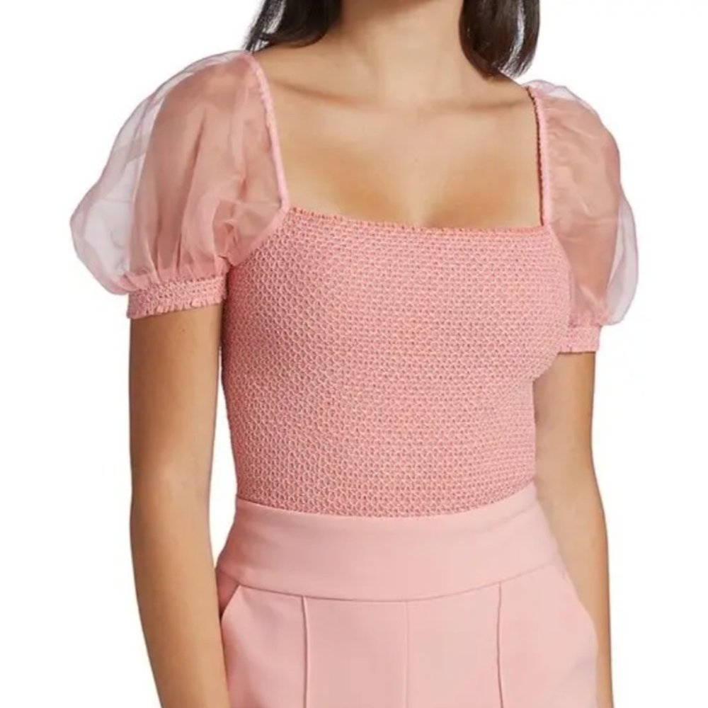 028. . NWT Alice + Olivia Eliana Puff-Sleeve Smocked-Bodice Crop Top - Picture 2 of 5